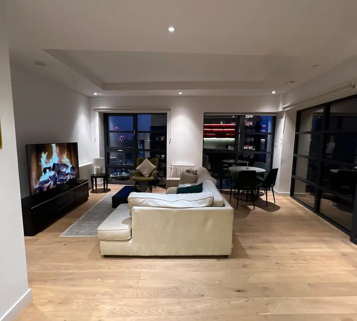 Modern Two Bedroom Apartment London